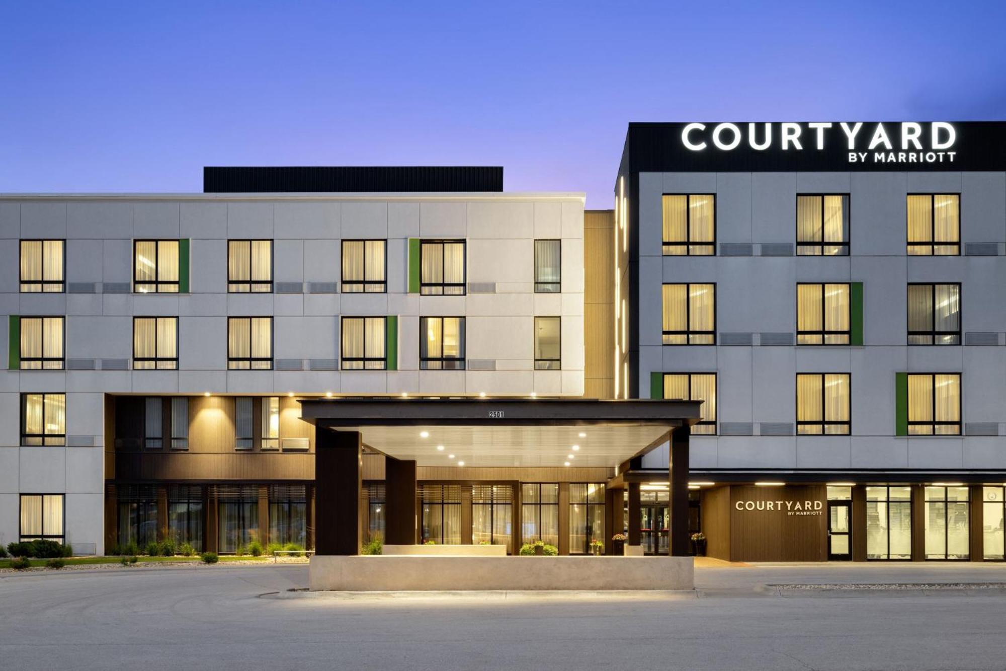 מלון Courtyard By Marriott Omaha East/Council Bluffs, Ia מראה חיצוני תמונה